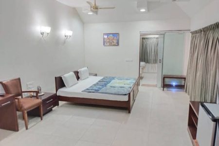 Ac Deluxe Room