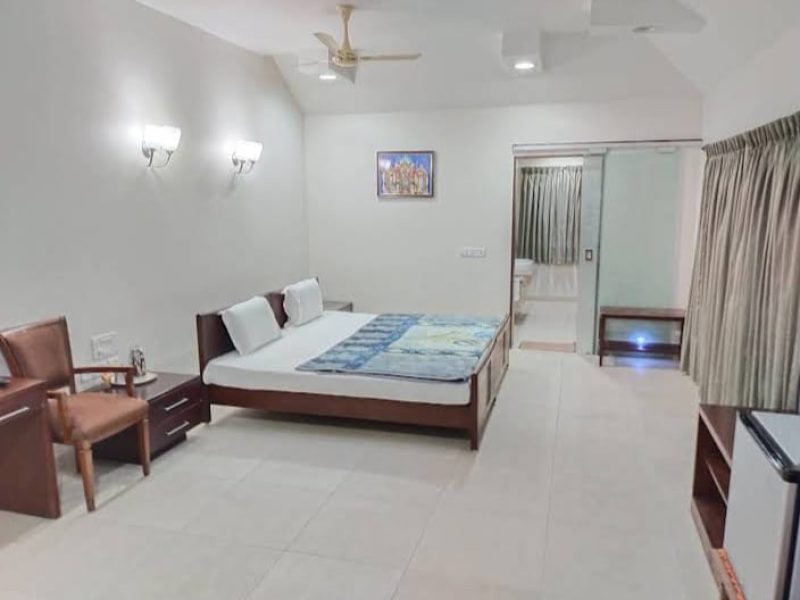 Ac Deluxe Room